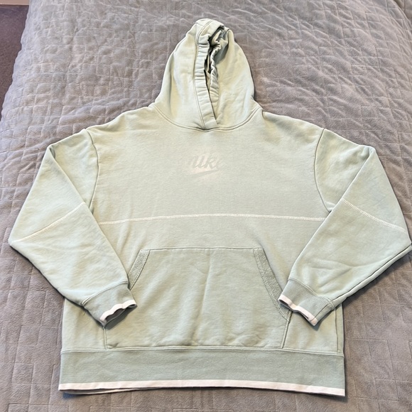 vintage nike hoodie depop